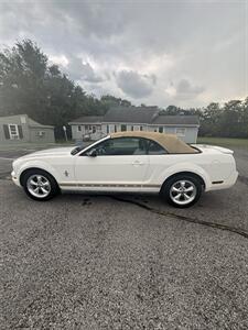 2008 Ford Mustang V6 Deluxe - Photo 5 - Roanoke, VA 24017