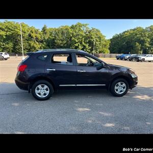 2015 Nissan Rogue Select S - Photo 4 - Roanoke, VA 24017