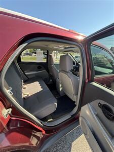 2007 Chevrolet Equinox LT   - Photo 16 - Roanoke, VA 24017