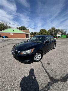 2009 Honda Accord LX-P   - Photo 1 - Roanoke, VA 24017