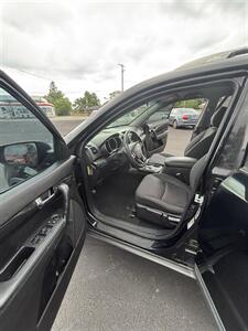 2011 Kia Sorento LX - Photo 11 - Roanoke, VA 24017