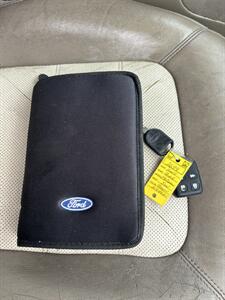 2005 Ford Explorer Eddie Bauer   - Photo 12 - Roanoke, VA 24017