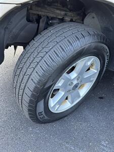 2005 Ford Explorer Eddie Bauer   - Photo 14 - Roanoke, VA 24017