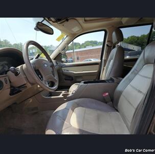 2005 Ford Explorer Eddie Bauer   - Photo 6 - Roanoke, VA 24017