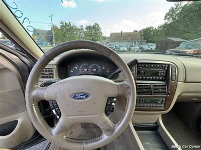 2005 Ford Explorer Eddie Bauer   - Photo 7 - Roanoke, VA 24017