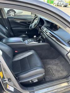 2013 Lexus LS L   - Photo 18 - Roanoke, VA 24017