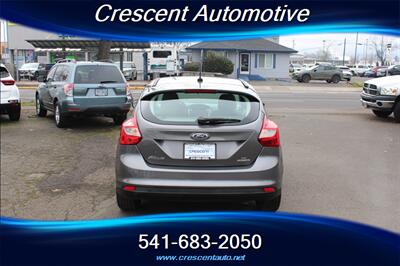2014 Ford Focus SE   - Photo 7 - Eugene, OR 97402