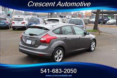 2014 Ford Focus SE   - Photo 6 - Eugene, OR 97402
