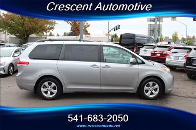 2012 Toyota Sienna LE 8-Passenger   - Photo 5 - Eugene, OR 97402