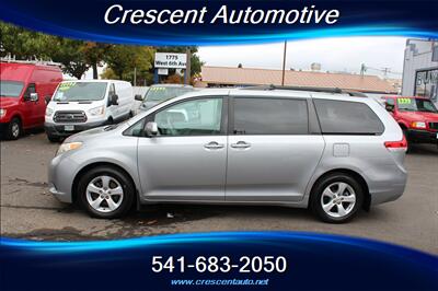 2012 Toyota Sienna LE 8-Passenger   - Photo 9 - Eugene, OR 97402