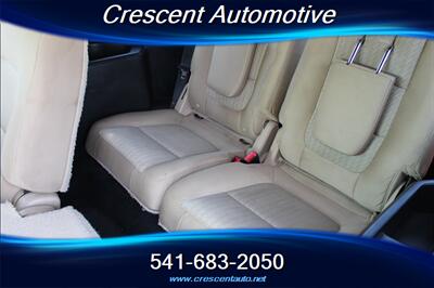 2017 Ford Explorer   - Photo 14 - Eugene, OR 97402