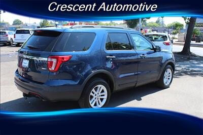 2017 Ford Explorer   - Photo 6 - Eugene, OR 97402