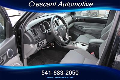 2012 Toyota Tacoma V6 - Photo 11 - Eugene, OR 97402