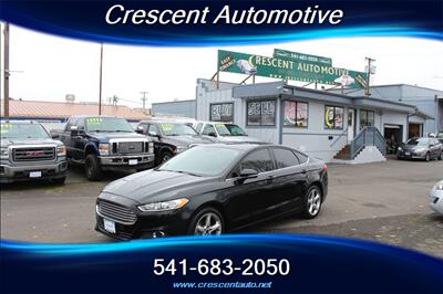 2016 Ford Fusion SE   - Photo 2 - Eugene, OR 97402