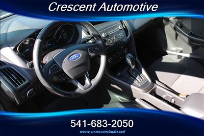 2018 Ford Focus SE   - Photo 11 - Eugene, OR 97402
