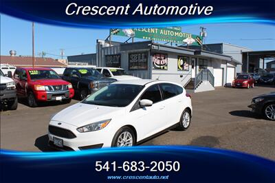 2018 Ford Focus SE   - Photo 2 - Eugene, OR 97402