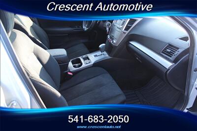 2014 Subaru Outback 2.5i Premium   - Photo 12 - Eugene, OR 97402