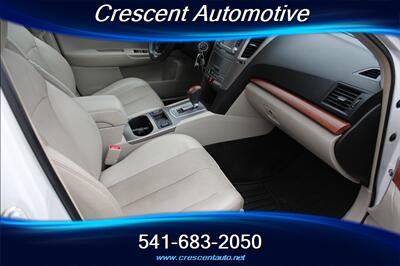 2013 Subaru Outback 2.5i Limited - Photo 12 - Eugene, OR 97402