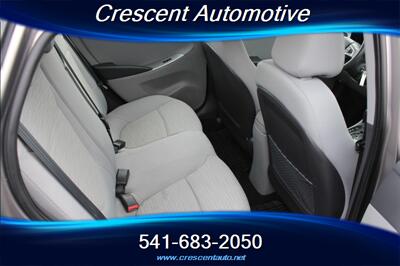 2017 Hyundai Accent SE   - Photo 15 - Eugene, OR 97402