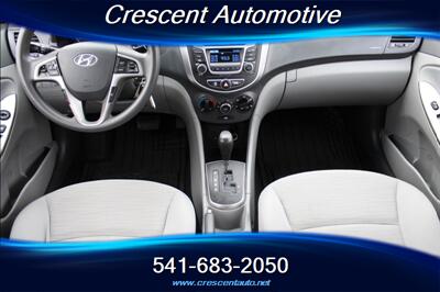 2017 Hyundai Accent SE   - Photo 11 - Eugene, OR 97402