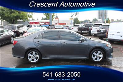 2012 Toyota Camry SE   - Photo 5 - Eugene, OR 97402