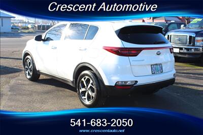 2020 Kia Sportage LX   - Photo 6 - Eugene, OR 97402