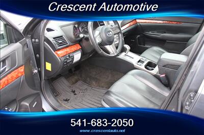 2011 Subaru Outback 3.6R Limited   - Photo 10 - Eugene, OR 97402