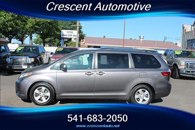 2016 Toyota Sienna LE 8-Passenger - Photo 9 - Eugene, OR 97402