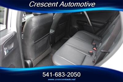 2016 Toyota RAV4 SE   - Photo 14 - Eugene, OR 97402