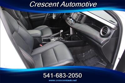 2016 Toyota RAV4 SE   - Photo 12 - Eugene, OR 97402