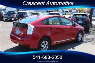 2010 Toyota Prius IV   - Photo 6 - Eugene, OR 97402