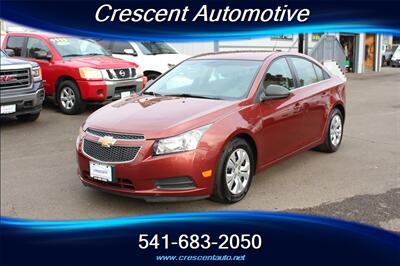 2012 Chevrolet Cruze LS   - Photo 2 - Eugene, OR 97402