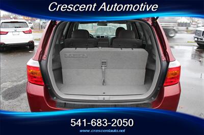 2009 Toyota Highlander - Photo 15 - Eugene, OR 97402