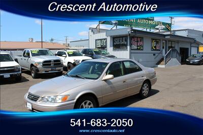 2001 Toyota Camry LE   - Photo 2 - Eugene, OR 97402