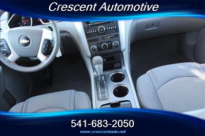 2012 Chevrolet Traverse LS   - Photo 11 - Eugene, OR 97402