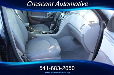 2012 Chevrolet Traverse LS   - Photo 10 - Eugene, OR 97402
