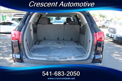 2012 Chevrolet Traverse LS   - Photo 15 - Eugene, OR 97402