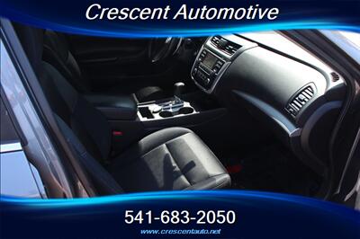 2017 Nissan Altima 2.5 SR   - Photo 12 - Eugene, OR 97402