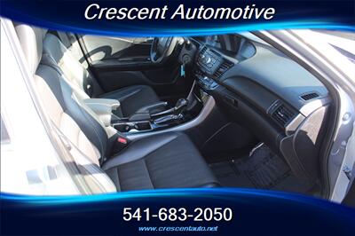 2017 Honda Accord Sport   - Photo 12 - Eugene, OR 97402