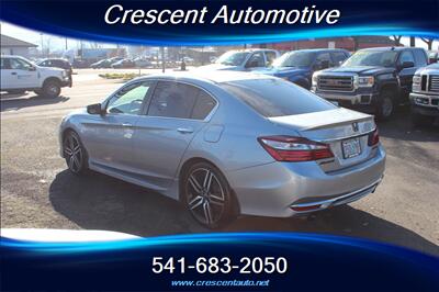 2017 Honda Accord Sport   - Photo 8 - Eugene, OR 97402