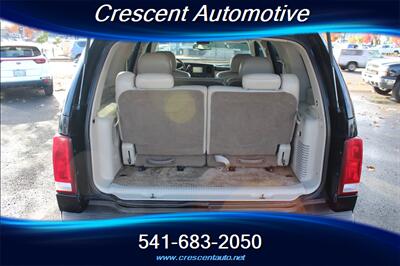 2002 Cadillac Escalade   - Photo 14 - Eugene, OR 97402