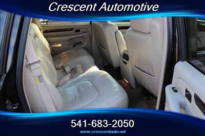 2002 Cadillac Escalade   - Photo 13 - Eugene, OR 97402