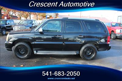 2002 Cadillac Escalade   - Photo 9 - Eugene, OR 97402