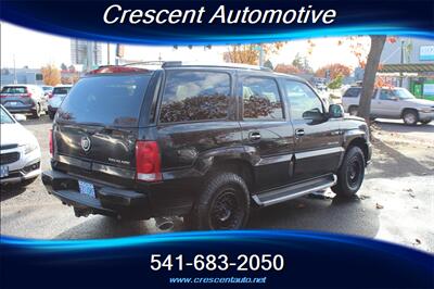 2002 Cadillac Escalade   - Photo 6 - Eugene, OR 97402