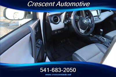 2014 Toyota RAV4 Limited - Photo 12 - Eugene, OR 97402