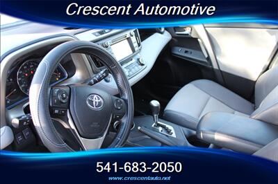 2014 Toyota RAV4 Limited - Photo 11 - Eugene, OR 97402