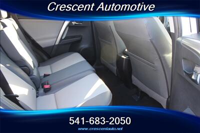 2014 Toyota RAV4 Limited - Photo 6 - Eugene, OR 97402