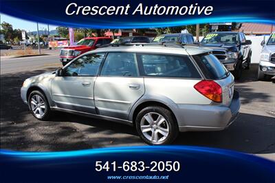 2005 Subaru Outback 3.0 R L.L.Bean Edition   - Photo 8 - Eugene, OR 97402