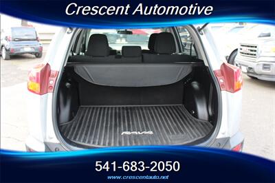 2013 Toyota RAV4 XLE   - Photo 8 - Eugene, OR 97402