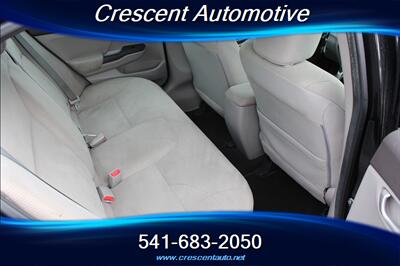2012 Honda Civic LX   - Photo 13 - Eugene, OR 97402